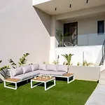 Soleado Chania Rooftop Heated Pool فيلة *