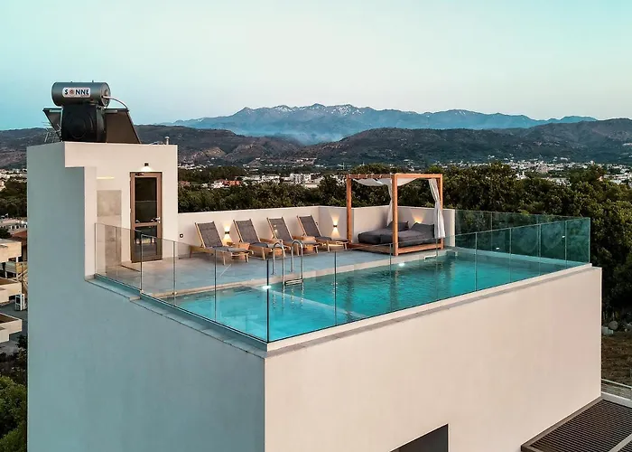 Soleado Chania Rooftop Heated Pool Ханья