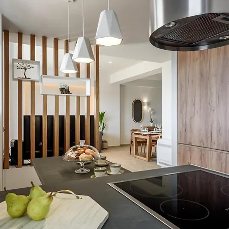 Soleado Chania Rooftop Heated Pool *